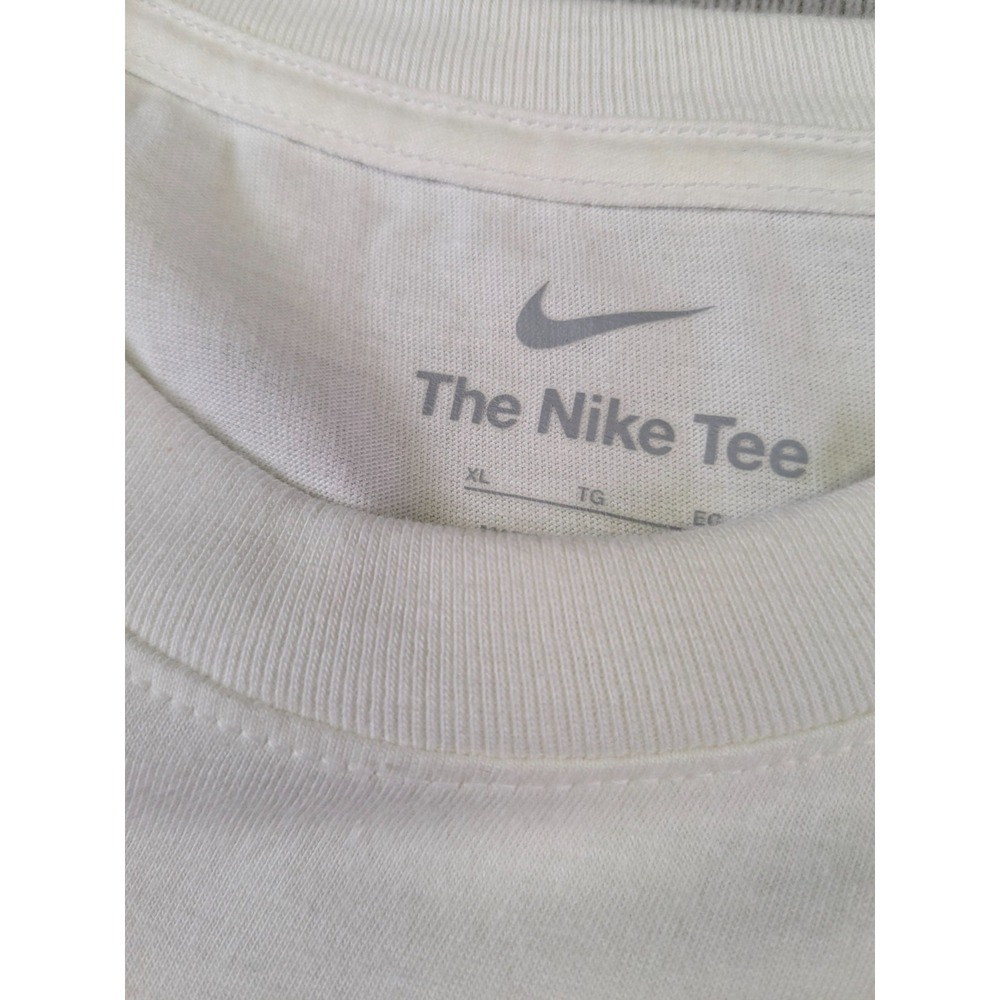 Nike Sportswear Shirt Mens XL White Sneakers Running Activewear New Graphic Tee - Picture 3 of 8